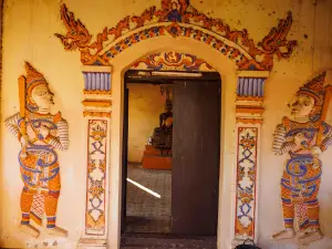 Wat Phra That Si Mongkhon
