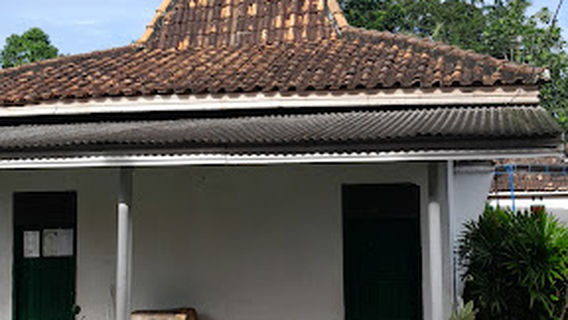 Tugu Candi Sidoharjo