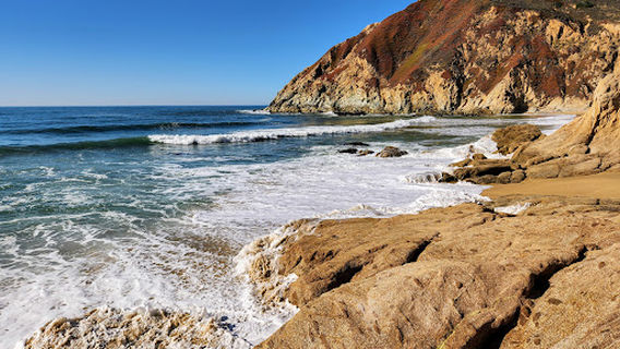 Gray Whale Cove State Beach