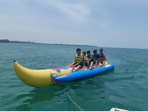 Pantai Pasir Putih Carita Pandeglang