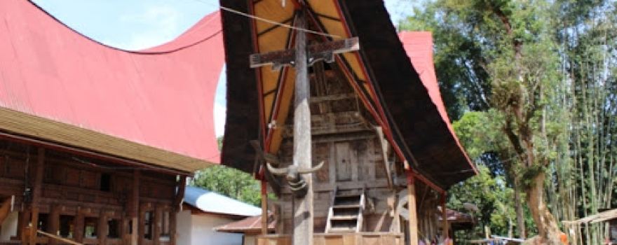 Tempat Kelahiran Pahlawan Pongtiku - Tongkonan Tirrik Lada