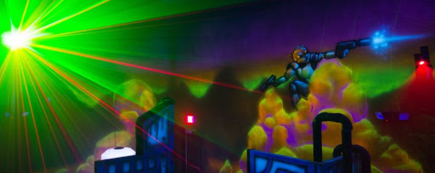 100 Nickel - Live Music, Bowling, Arcade