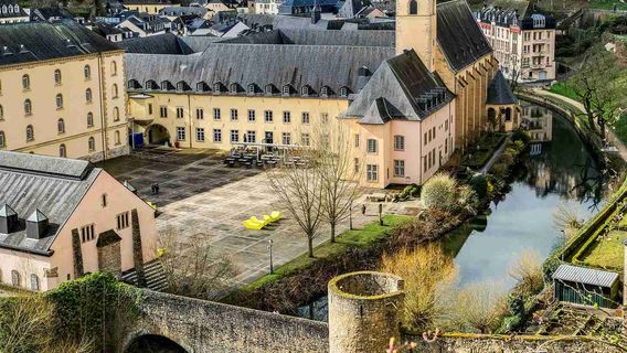 Le Chemin de la Corniche