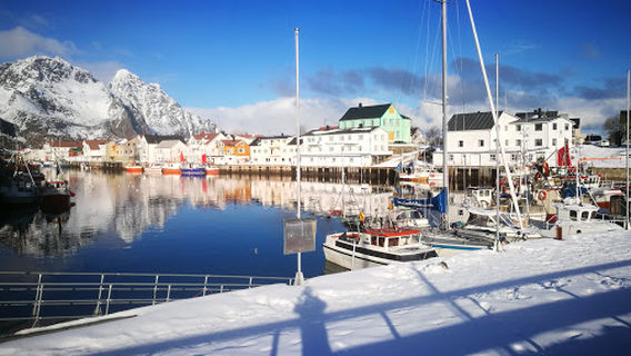 Henningsvaer