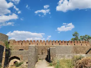 औसा येथील किल्ला, AUSA FORT