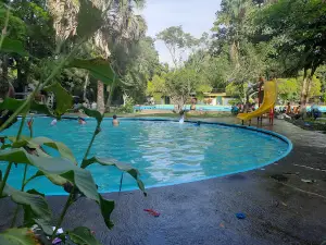 Balneario El Trapiche. Chalchuapa