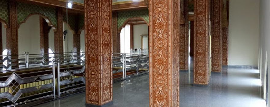 Masjid Jami' Al Aziz Angin-angin Buko