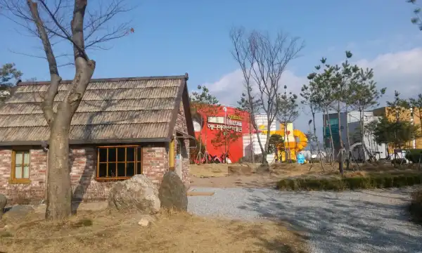 鄰近春川動漫博物館的酒店