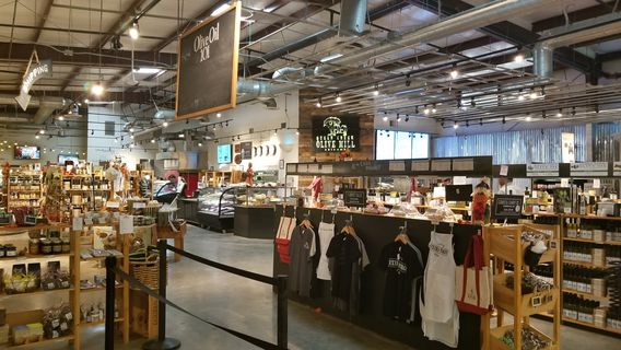 Квин Крик Олив Милл