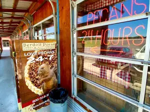 Berdoll Pecan Candy & Gift Company