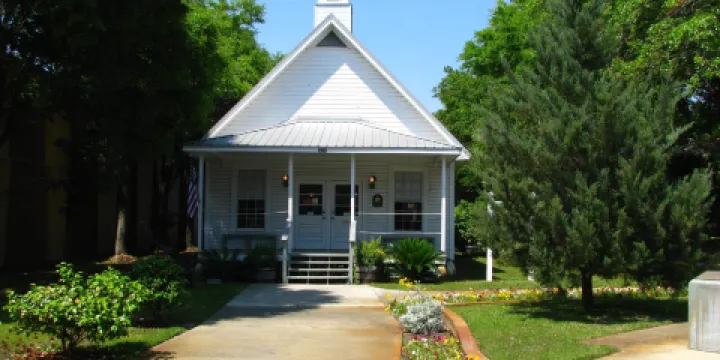 Camp Walton Schoolhouse Museum