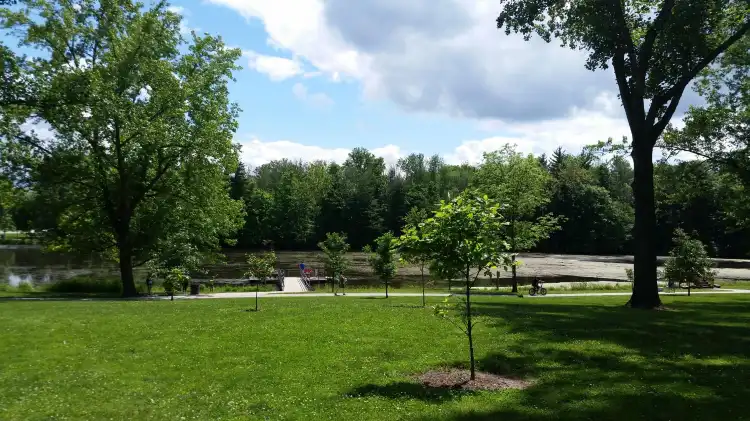 Hotels in Guilford Township