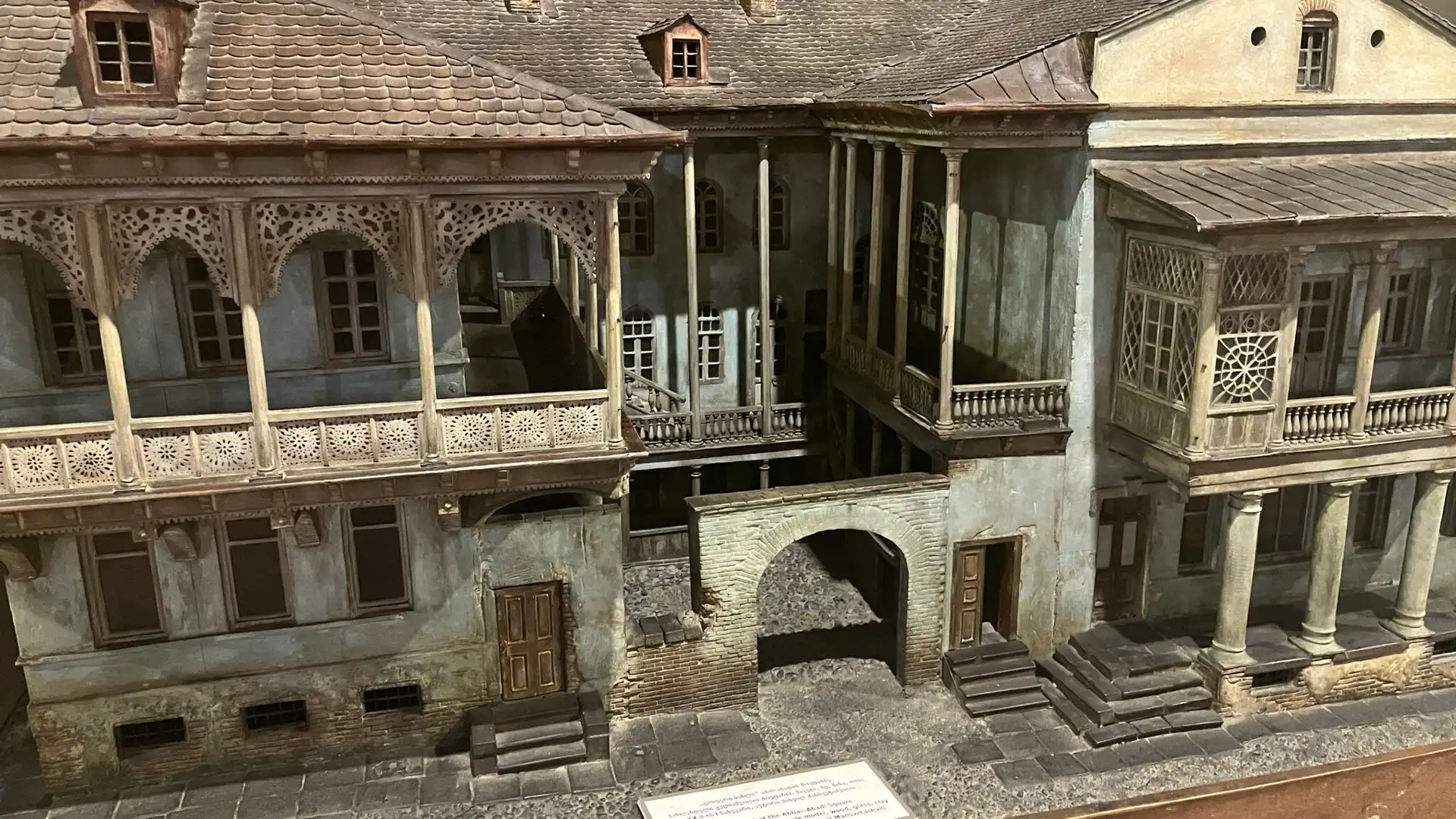 โรงแรมใกล้Tbilisi History Museum