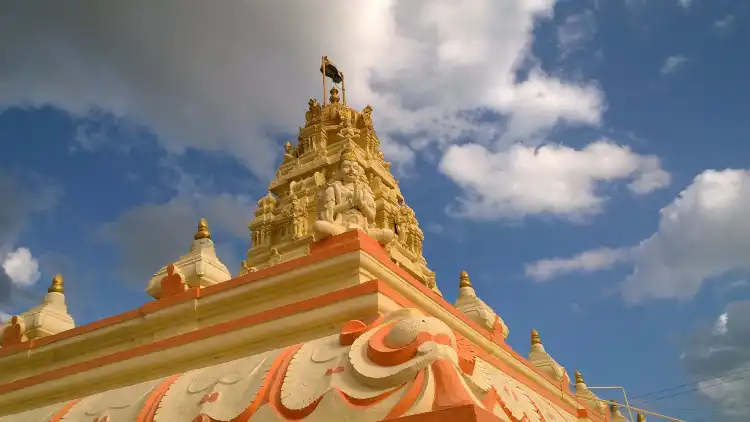 Hotels near Thimmarayaswamy Fort Temple