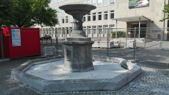 Schlossbrunnen, Hannover (1829)