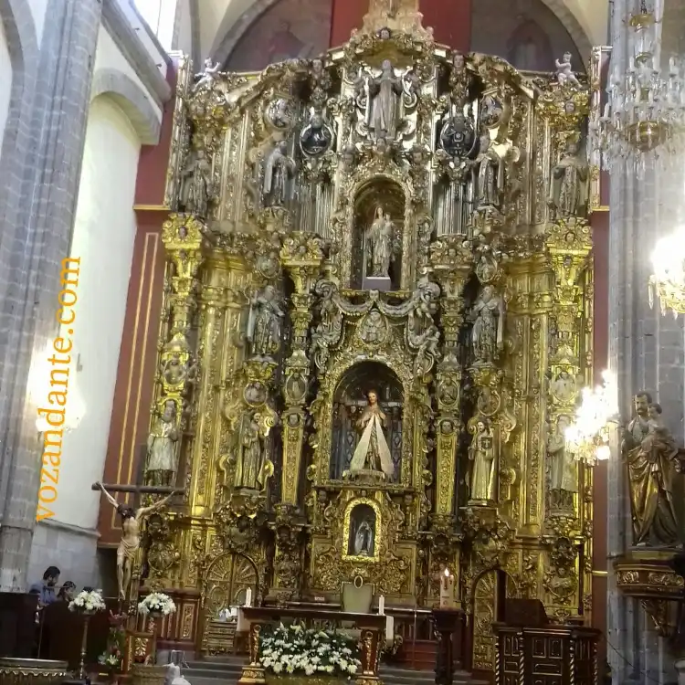Hotels near Church of Santos Cosme and Damian