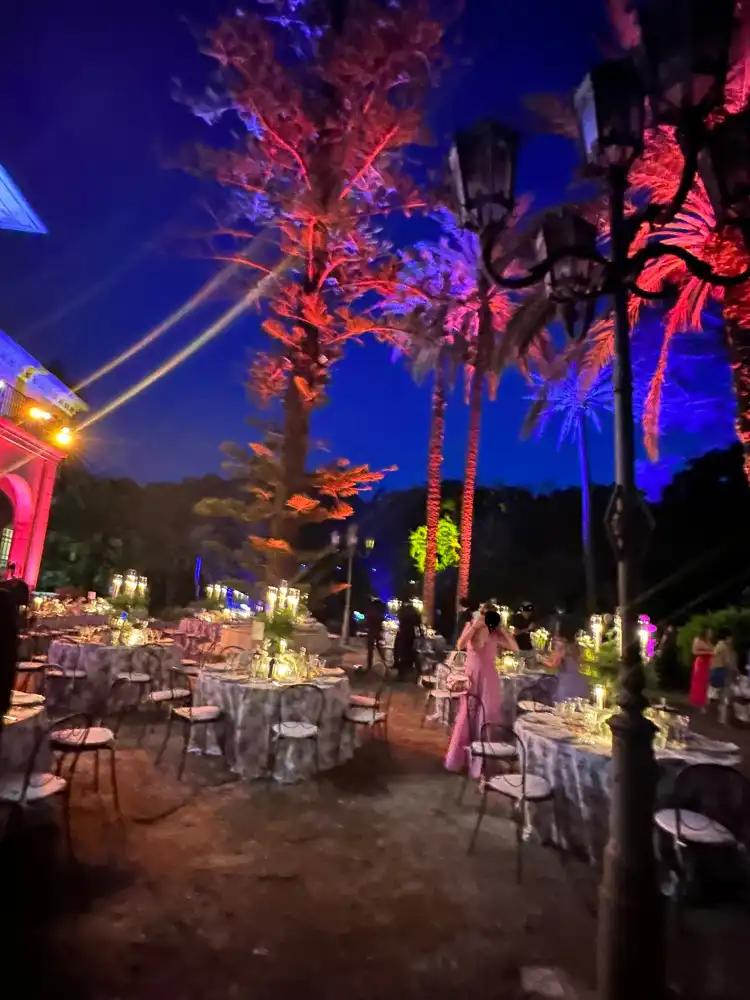 Hotels near Villa Roberto