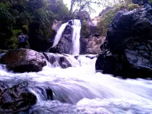 Permandian Air Terjun Maremare