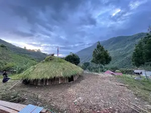 Honai Merah Putih