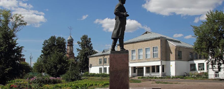 Pamyatnik Sergeyu Mironovichu Kirovu