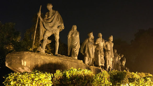 Dandi March Statue