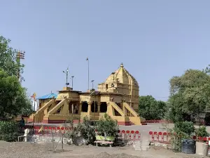 Ancient Chalukya Shri Shiva Temple
