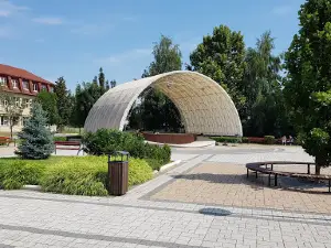 Dr. Béres József Park