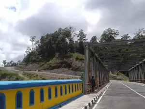 Air terjun modanmohe