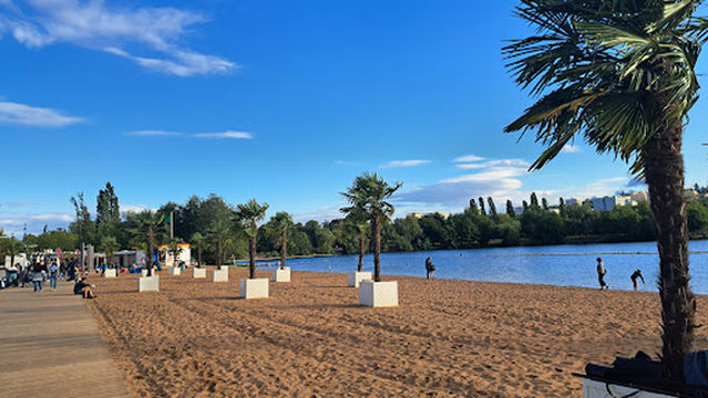 Dijon Beach