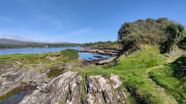 Eagle Point Camping. (Campáil Pointe an Iolair)