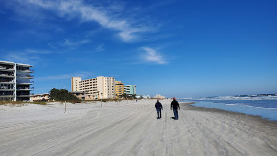 Esther Street Beachfront Park