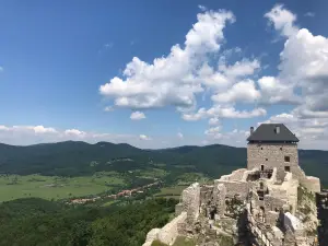 Castle of Regec