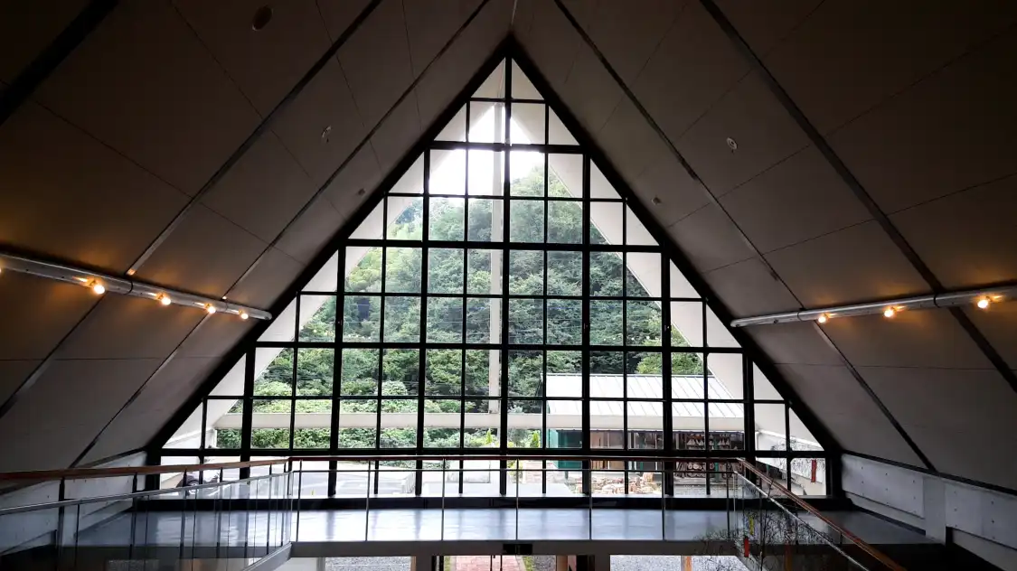 Hotels near Misasa Violin Museum
