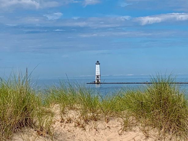 Frankfort Public Beach And Playground