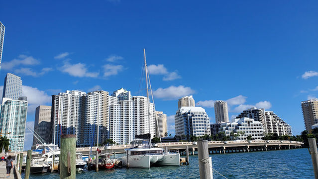 Catamaran Adventure Charters