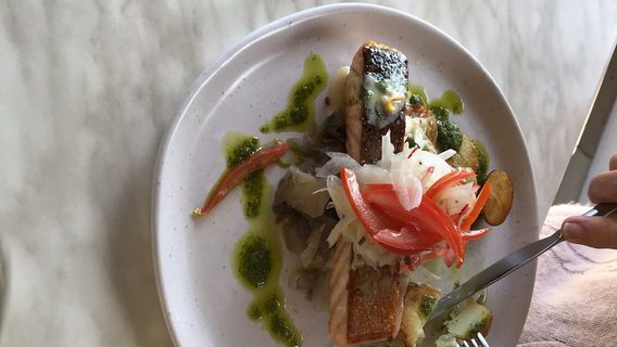 Iron Pot Bay Vineyard