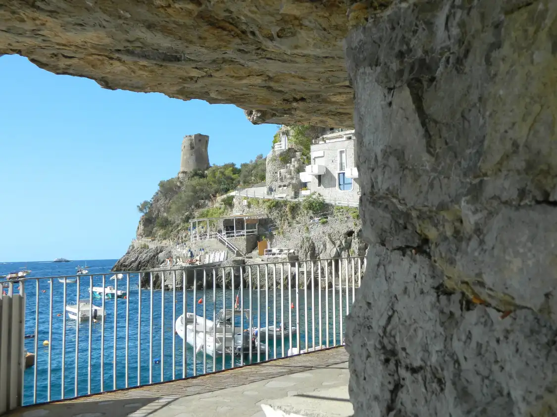 Các khách sạn gần Torre a Mare