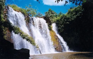 Kachanh Waterfall