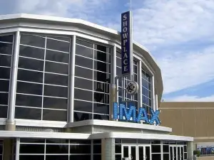 AMC Indianapolis 17