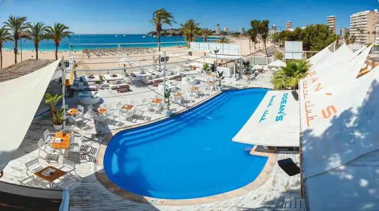 Hotels in Torrenova