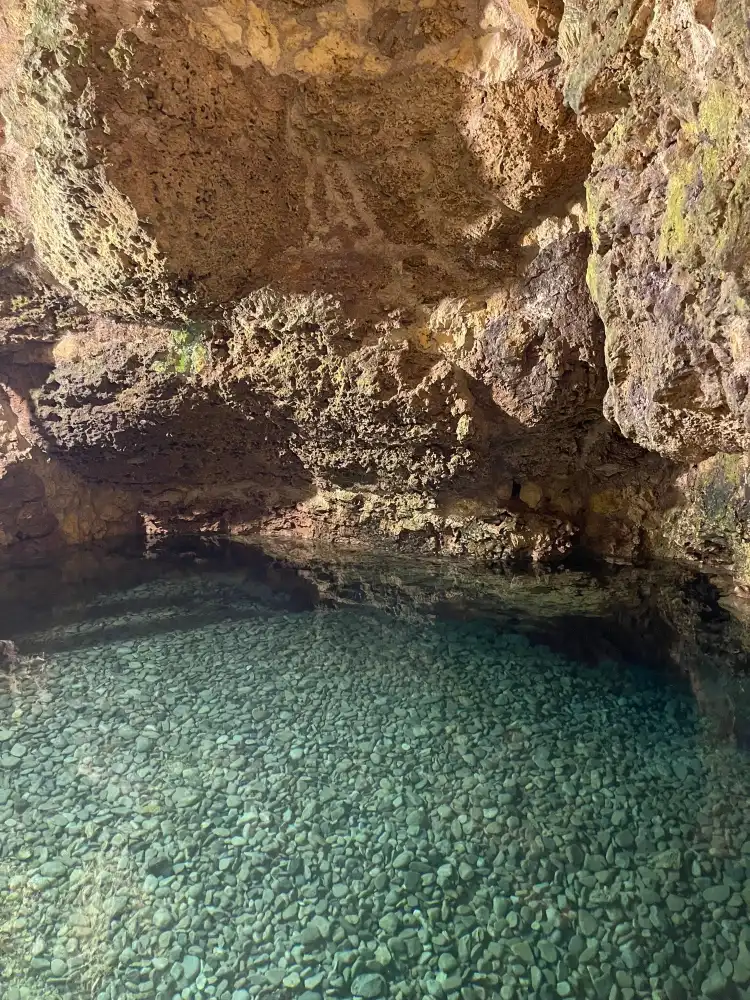 Hotels near La Cueva del Eden