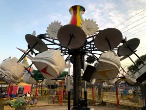 Model Bazar Joyland