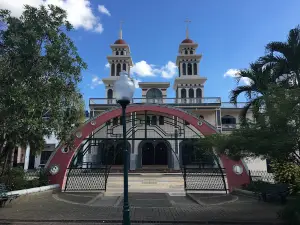Parque Central Eloy Alfaro