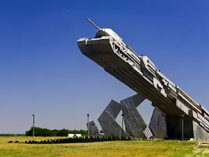 Танковая композиция Прорыв, Скульптура