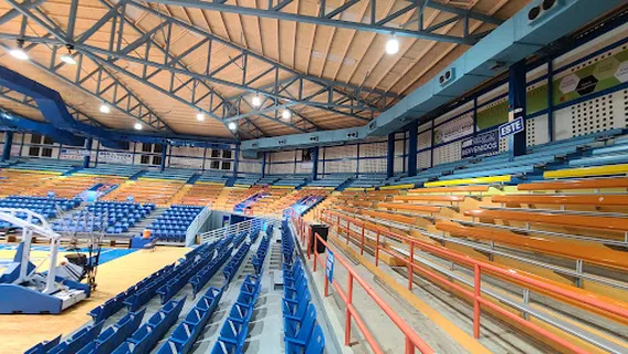 Coliseo Municipal Maestro Tomás Dones Hernández