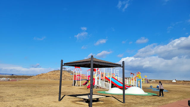 Tsunami Shelter Kitagama emergency park