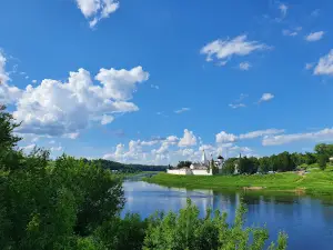 Belokamennyye Kuznitsy