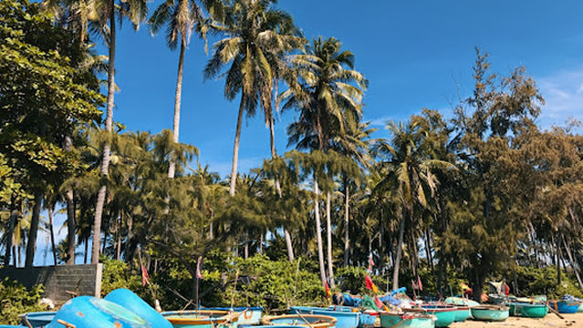 Làng Chài Hòn Rơm