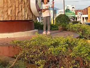 Monumen Tugu Langga