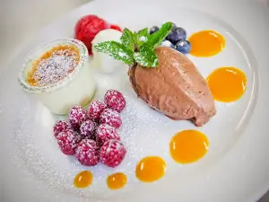 GASTHOF ENGEL  Gartenrestaurants